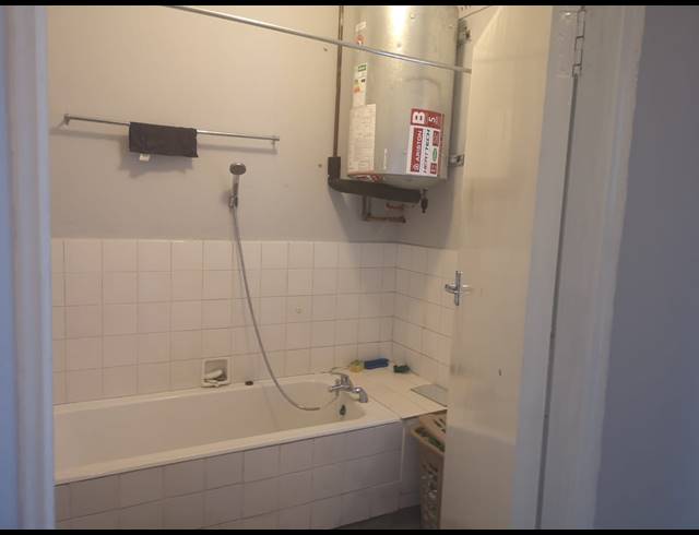 2 BEDROOM FLAT FOR SALE IN SCOTTSVILLE